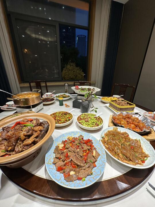 合肥宝藏土菜馆，20 年的地道风味！