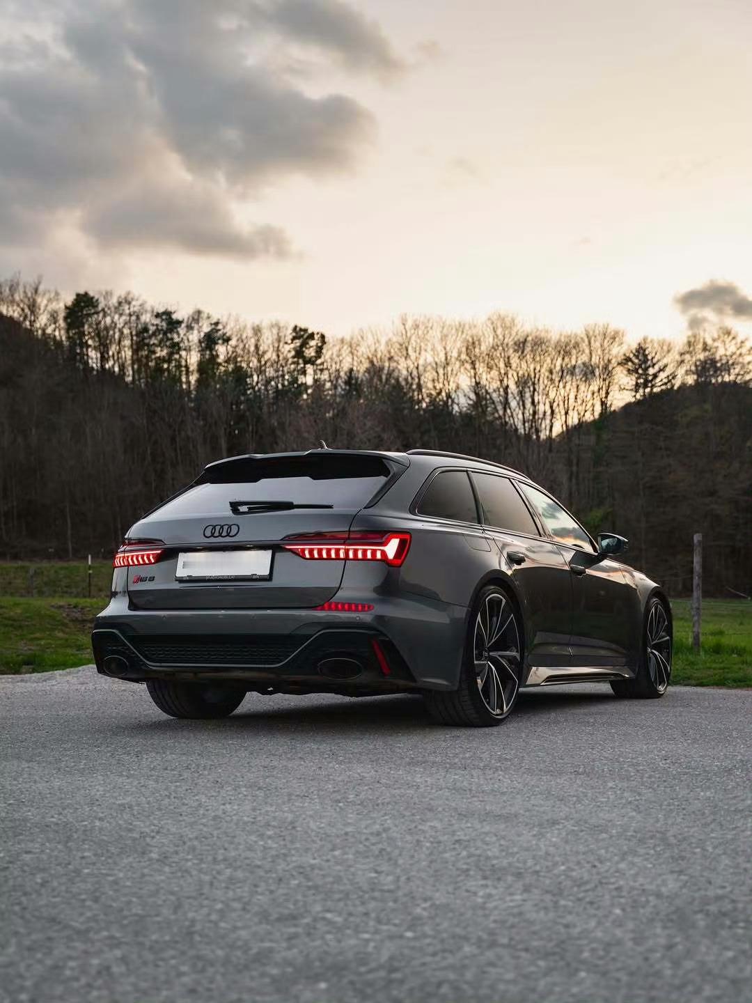 奥迪 RS6 Avant Performance YYDS 
