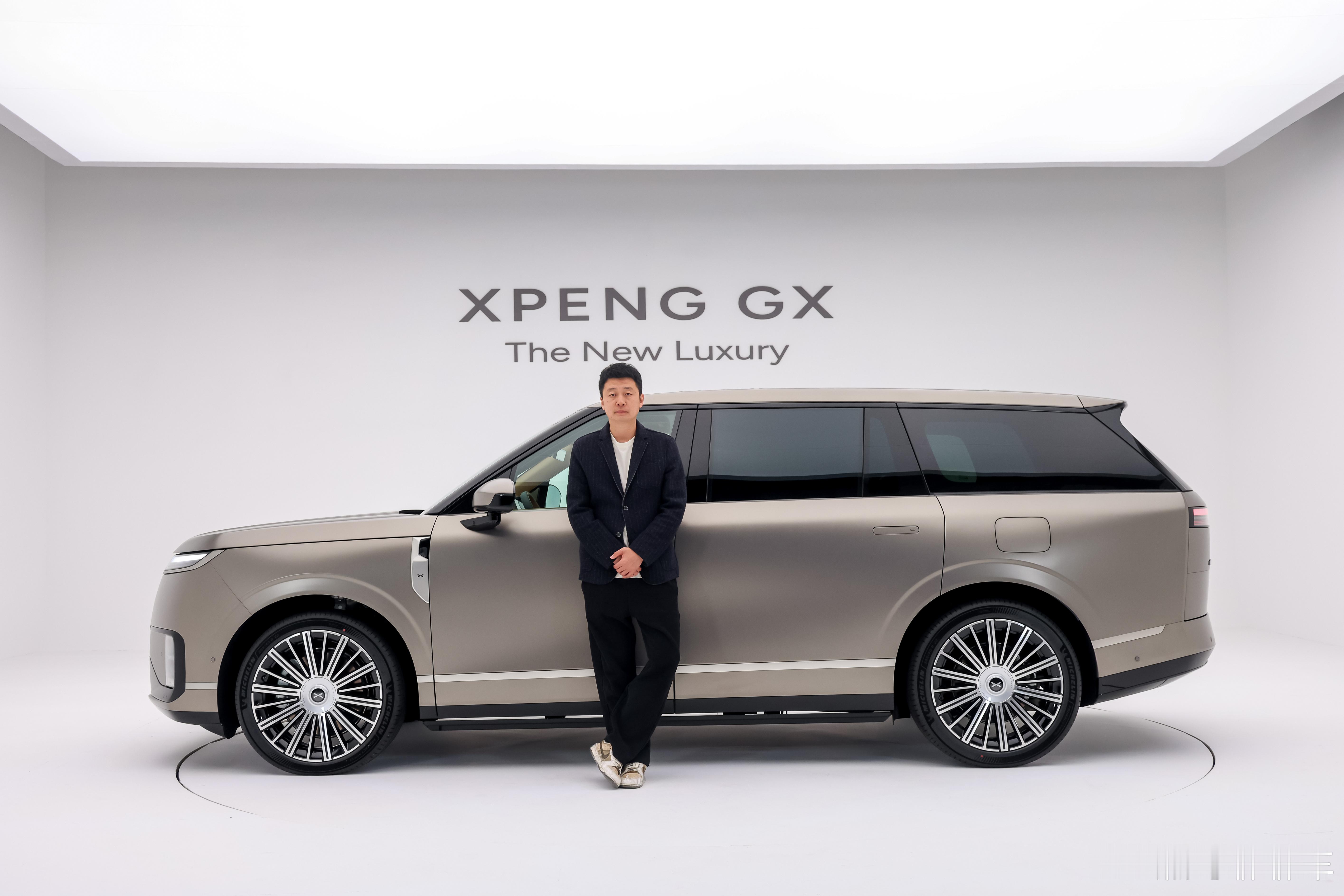 小鹏GX的空间布局有点东西～ 