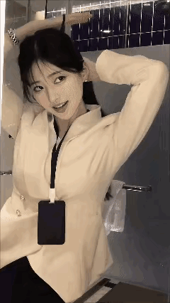 这女孩风情万种很有魅力温柔治愈款美女 雍容大方的美女 好看哒小姐姐 雍容大方的美