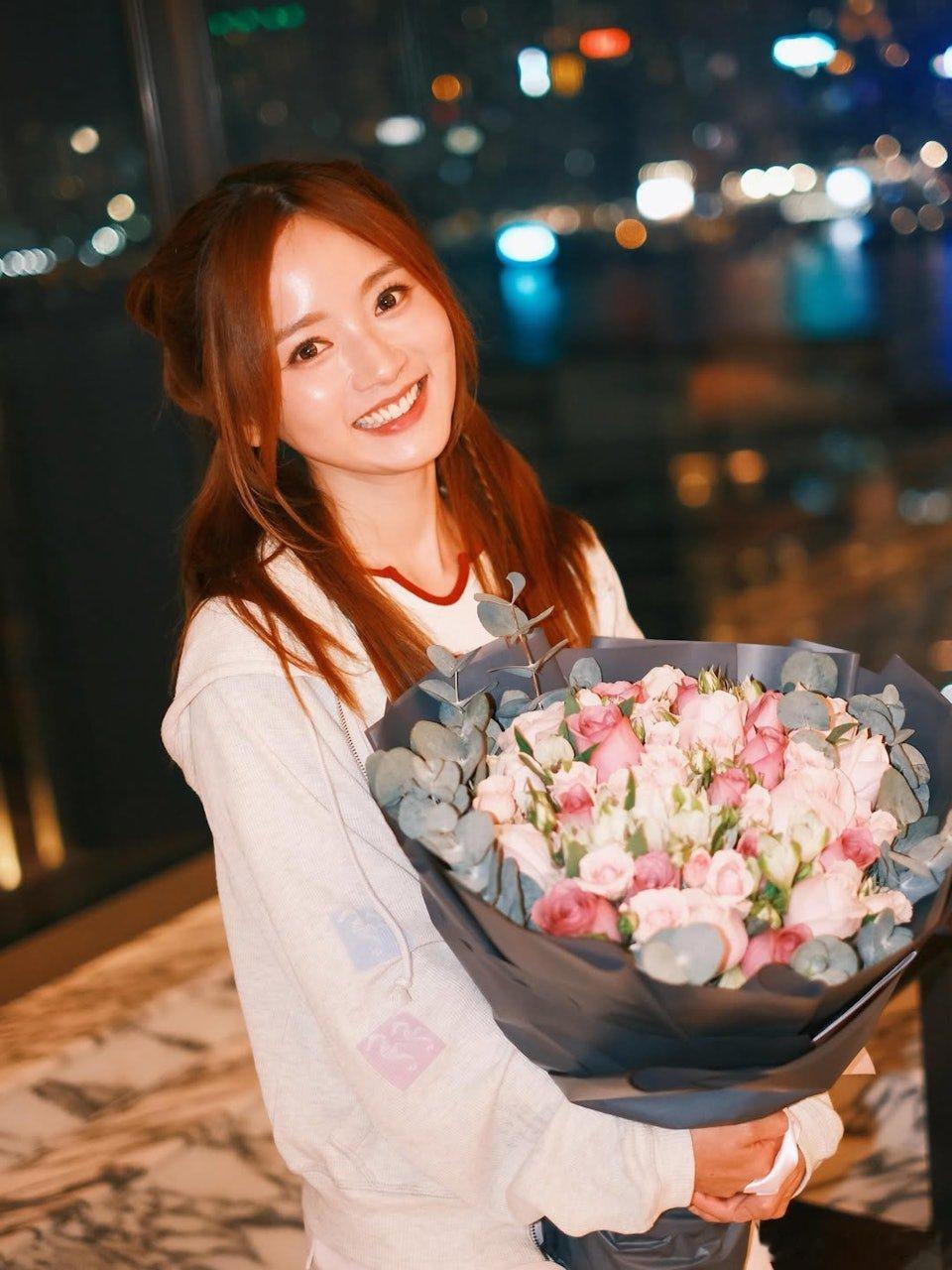 TVB甜美小花羅毓儀（Yuki）近年憑藉可愛外型及流利口才，在不少劇集、綜藝節目