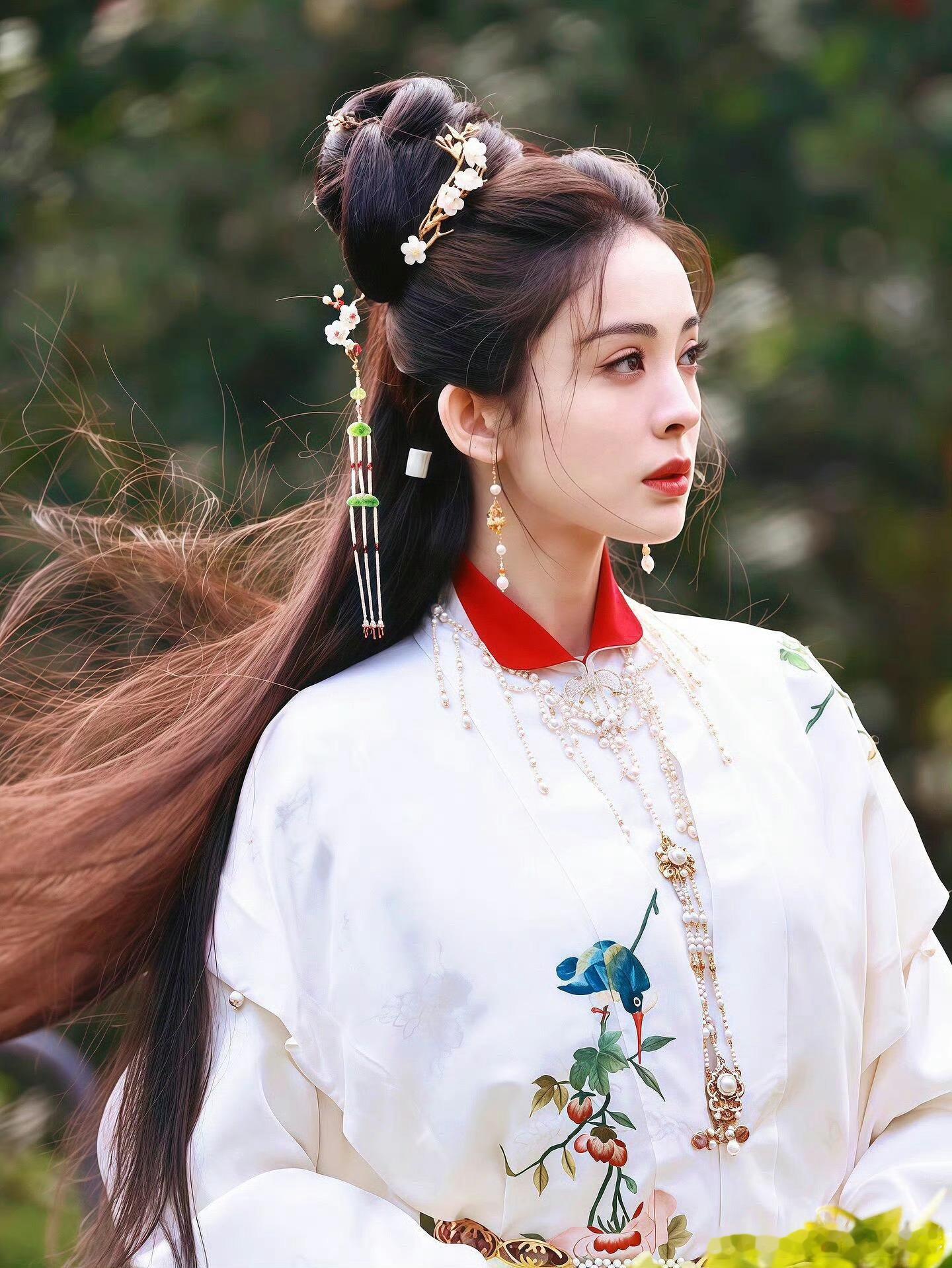 你好星期六下期玉茗茶骨剧组玉茗茶骨 下期笑点与看点双在线！娜扎侯明昊解锁盲盒新玩