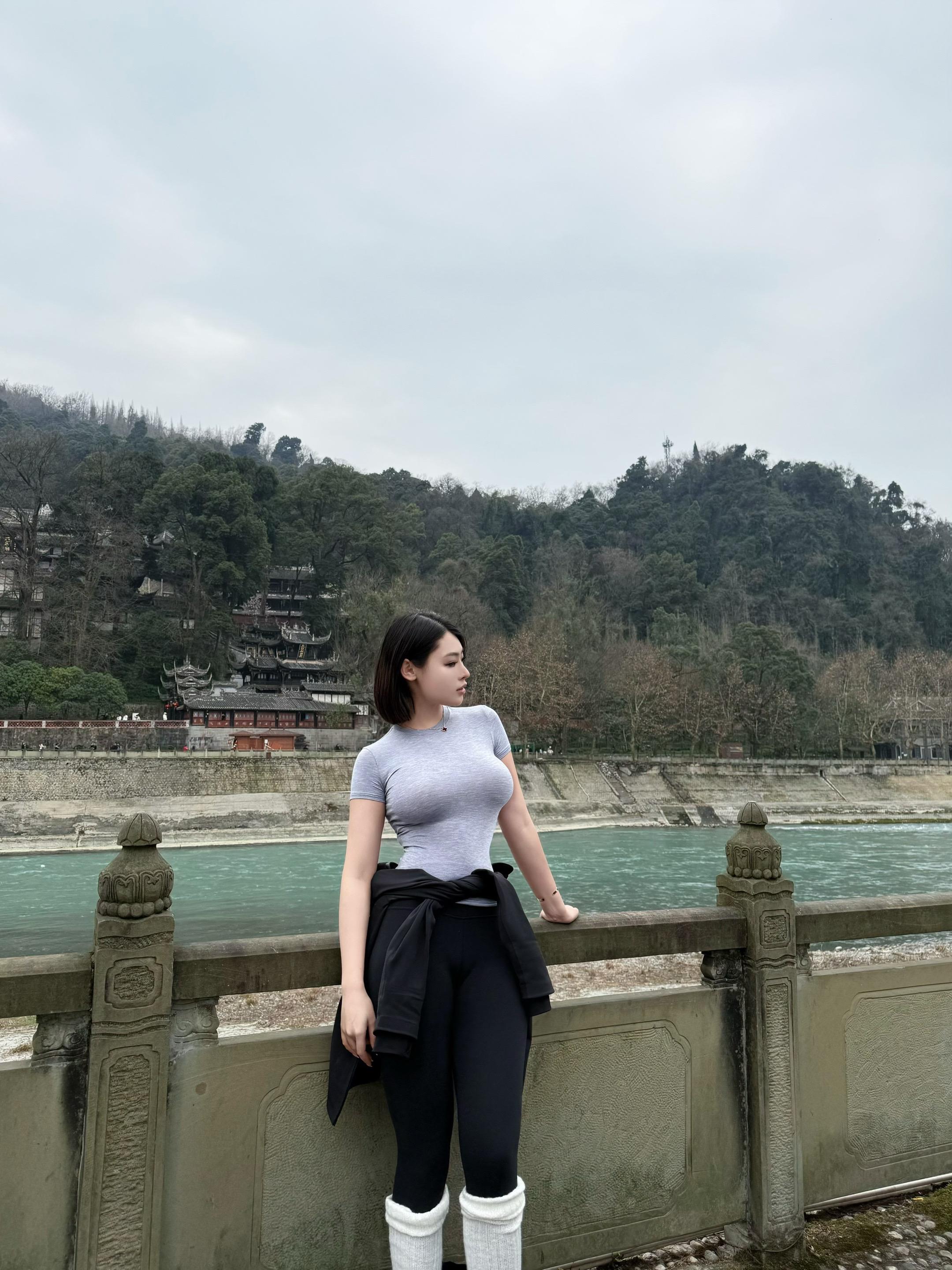 大好河山。