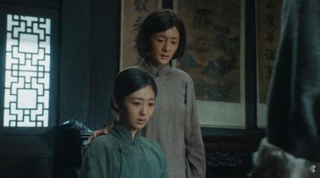 《生万物》的结局，像一场雪，下得又慢又冷。它不给你痛快的胜利，也不给你彻底的毁灭