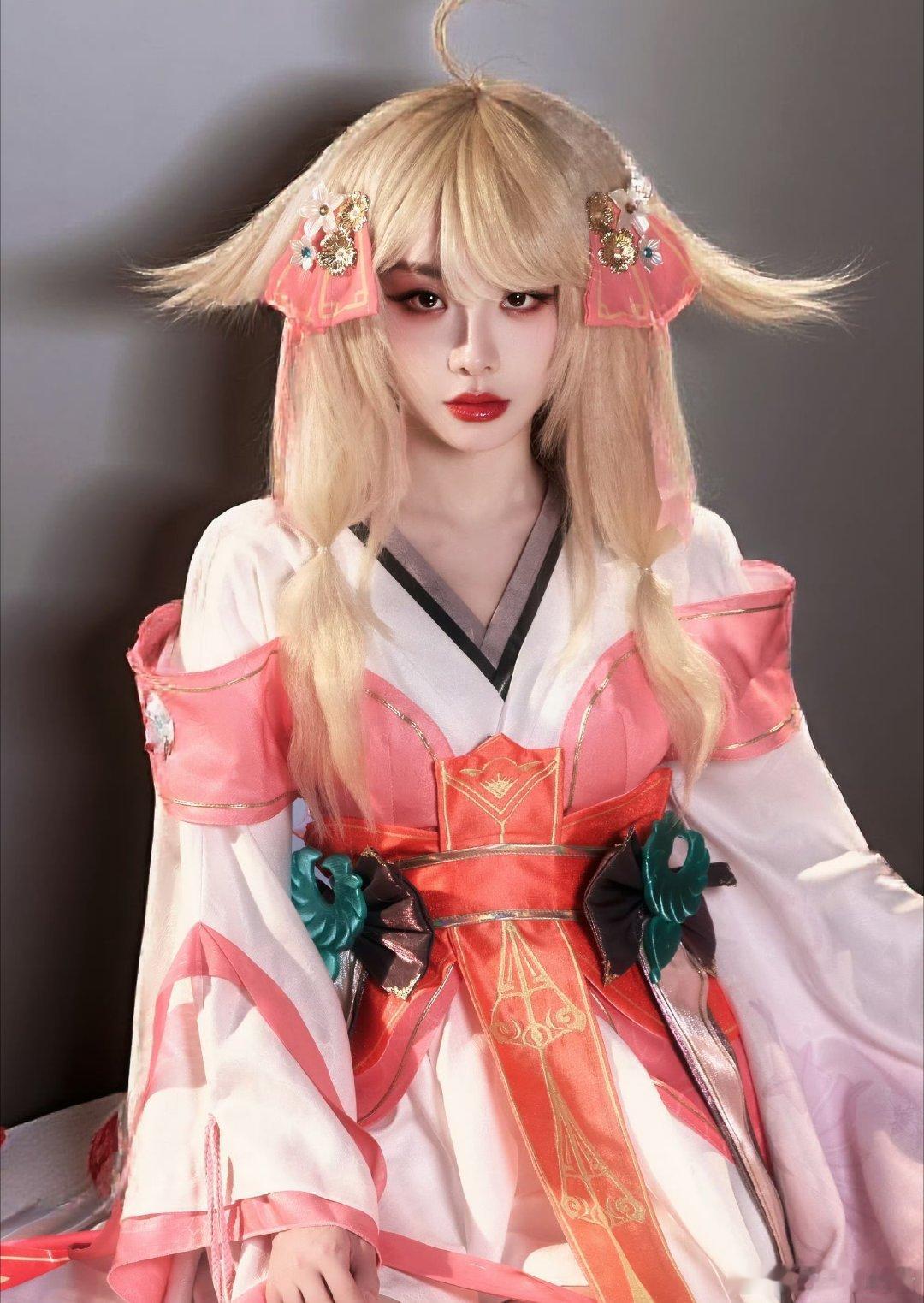 喻言cos狐妖小红娘太萌了 东方美学盛宴！喻言COS涂山红红献唱《梦回还》，朱砂