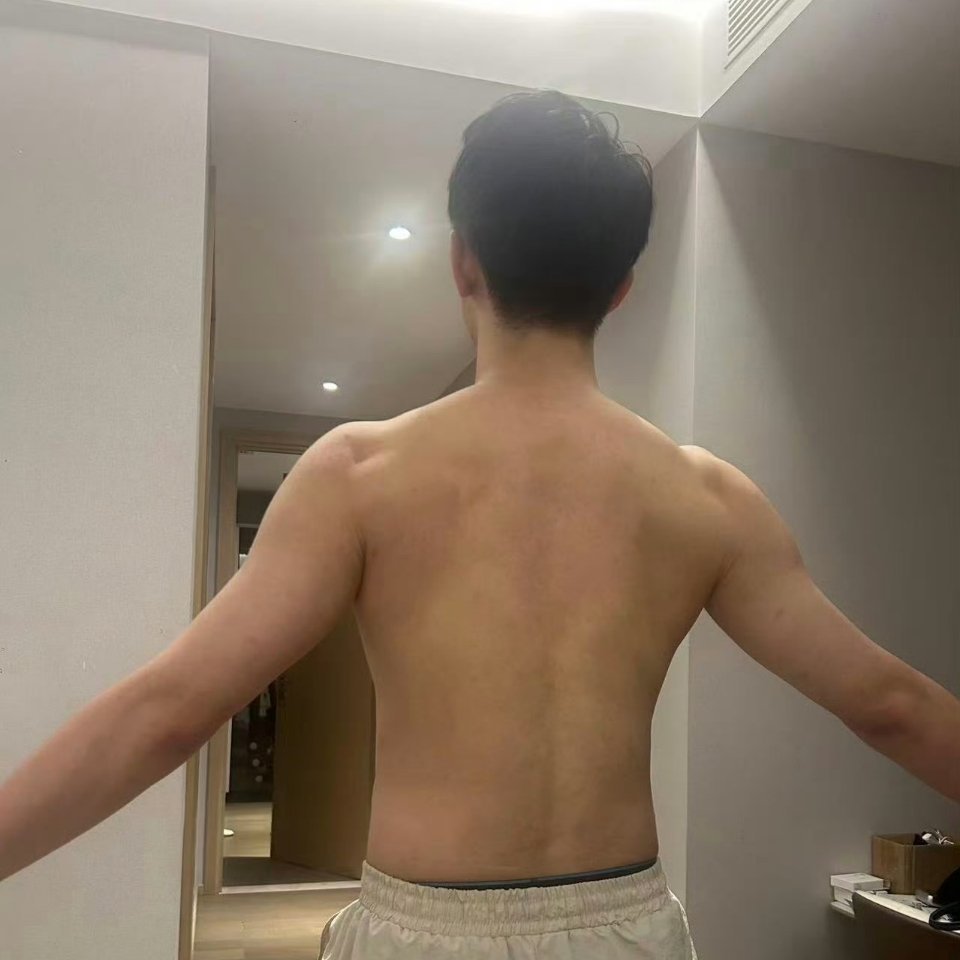 思慕社字母 我们总在别人的故事里流自己的泪，因为那份心情太熟悉，像看见了自己的影
