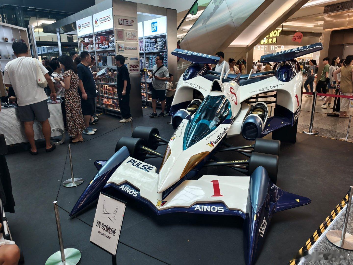 怎么想的？拿一台电驱混动和AE86比？你到没和86比纯电续航比车机智能，我虽然测