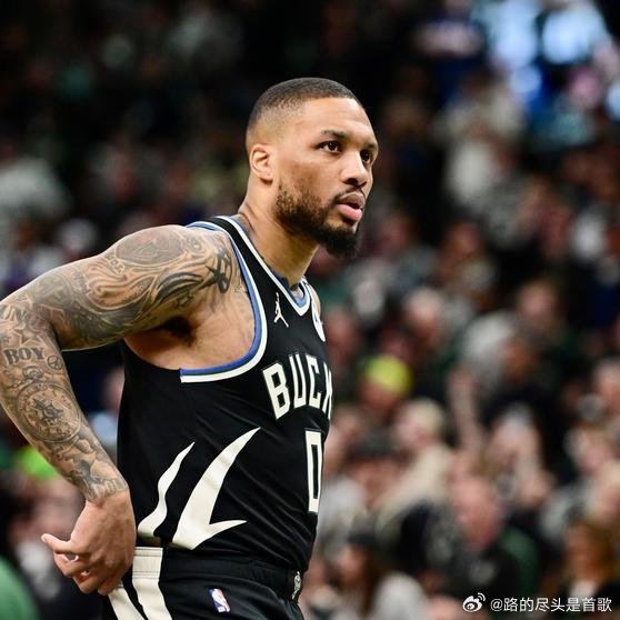 《里弗斯4000万合同换2000万走人！执教雄鹿两年，他是罪魁祸首还是背锅侠？》