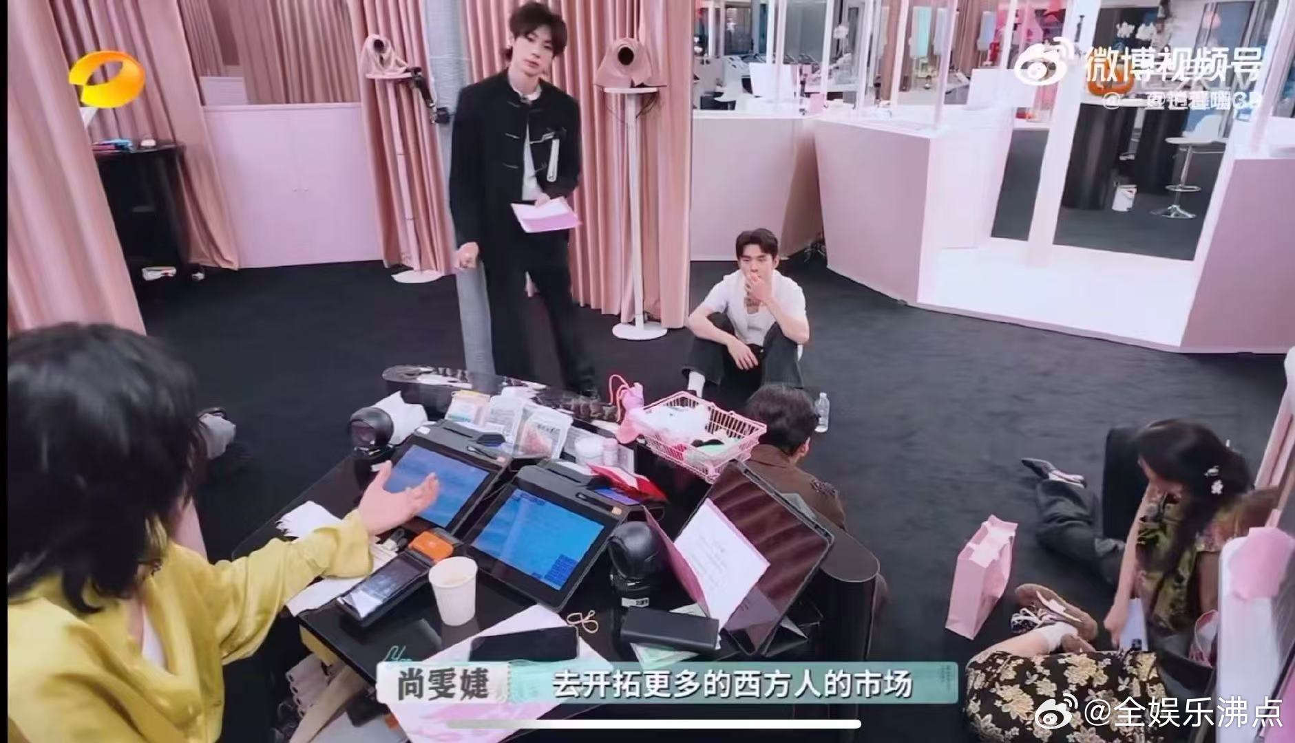 尚雯婕不愧是做过外企高管的巴黎合伙人名场面巴黎合伙人 尚雯婕的商业敏感度绝了！“