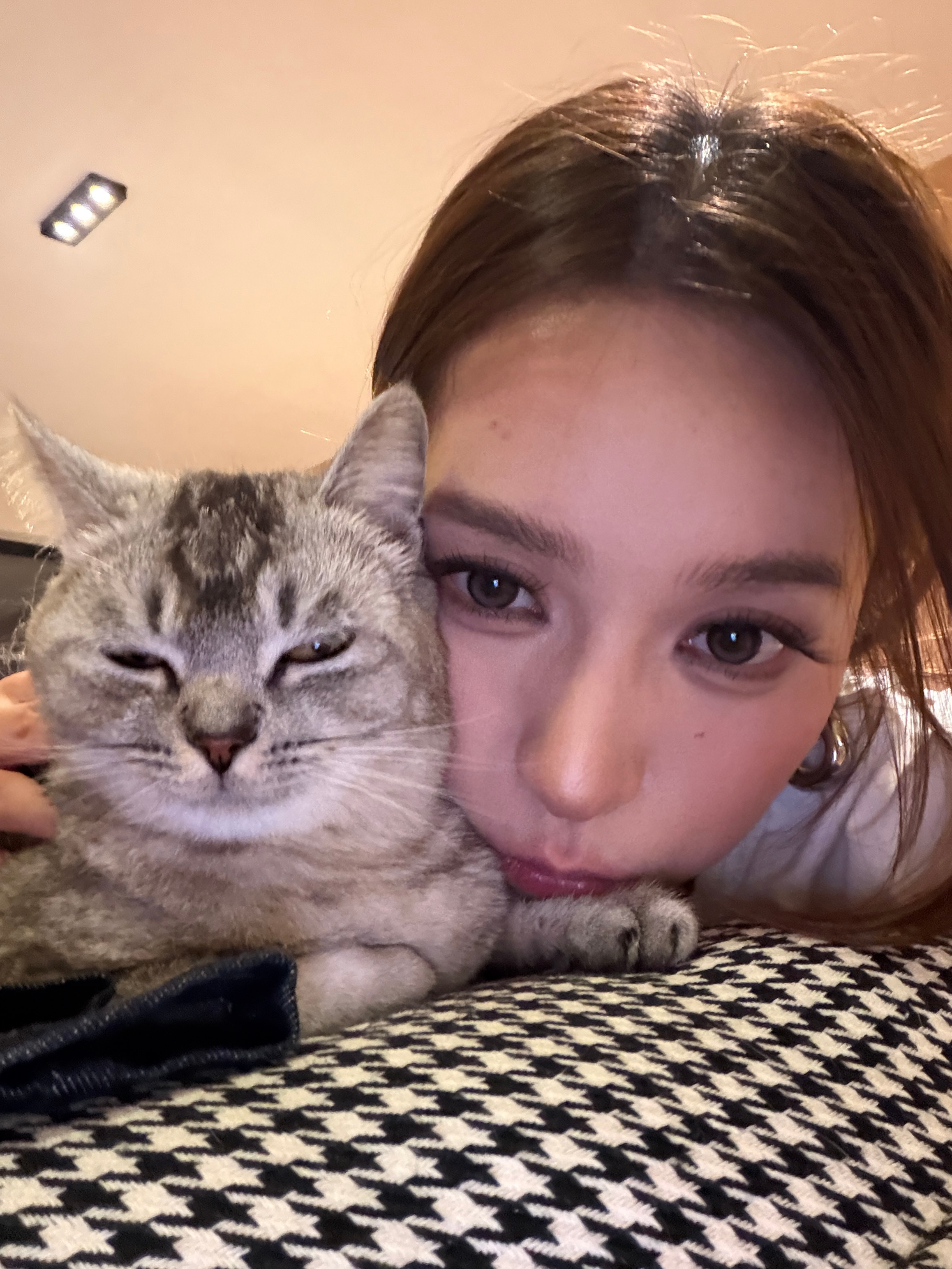 吃完一碗小锅米线以后我就笑得这么开心