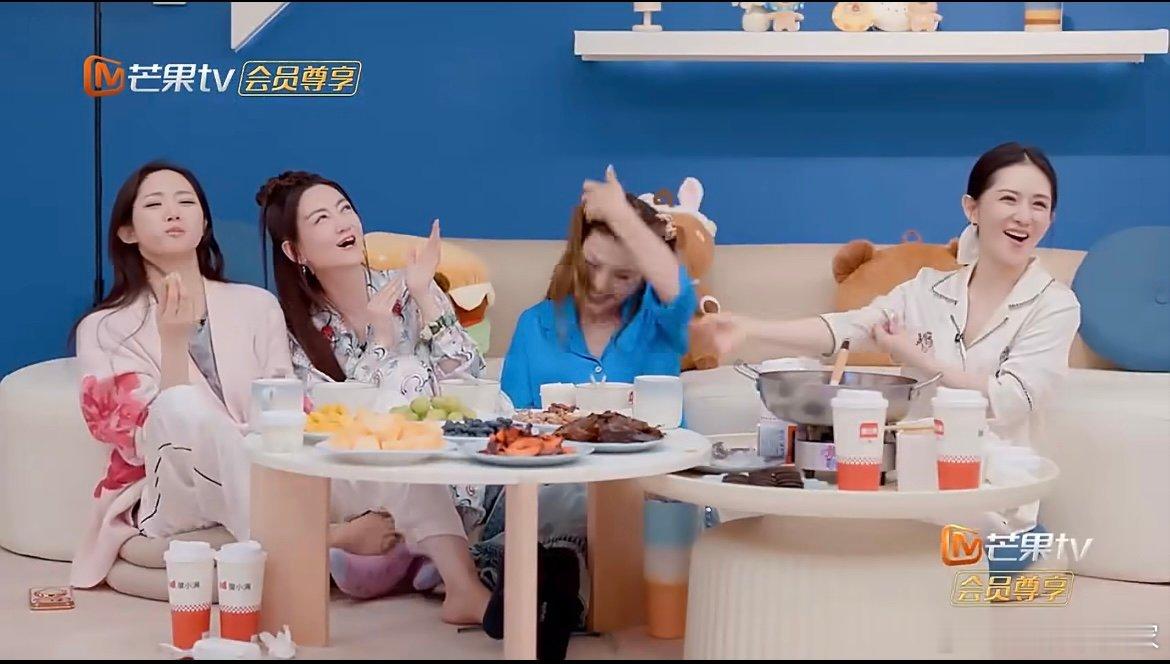 乌兰图雅曾申请过浪姐被拒 昔日无缘同台竞技，今朝顺利相聚赛场，乌兰图雅用歌声传递