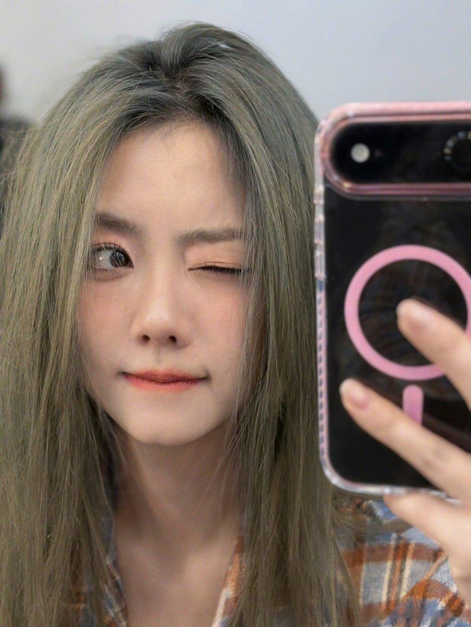 啊啊啊啊，好美的松韵，掉色的头发也美到爆炸 