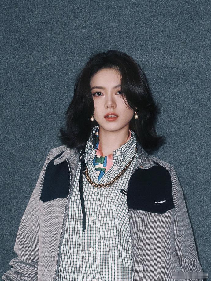赵今麦美成AI赵今麦被故事包围的一天赵今麦被故事包围的一，赵今麦美成AI，谁懂麦
