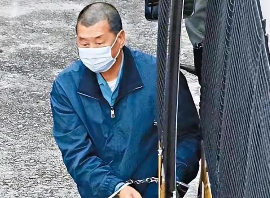 20年的刑期，重吗？对于一个78岁的老人来说，看似有点重。但对于一个出卖国家利益