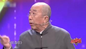 雷恪生说：“斯琴高娃不是一般的能喝酒。在我家我记得她喝过，喝着喝着她能跪下来，我