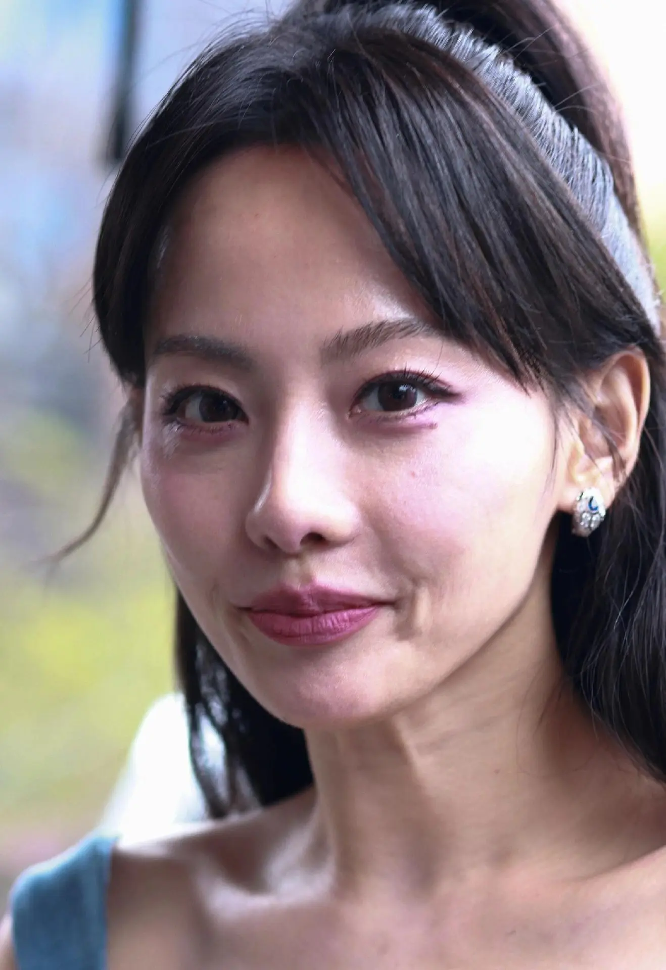 紫菱和绿萍。