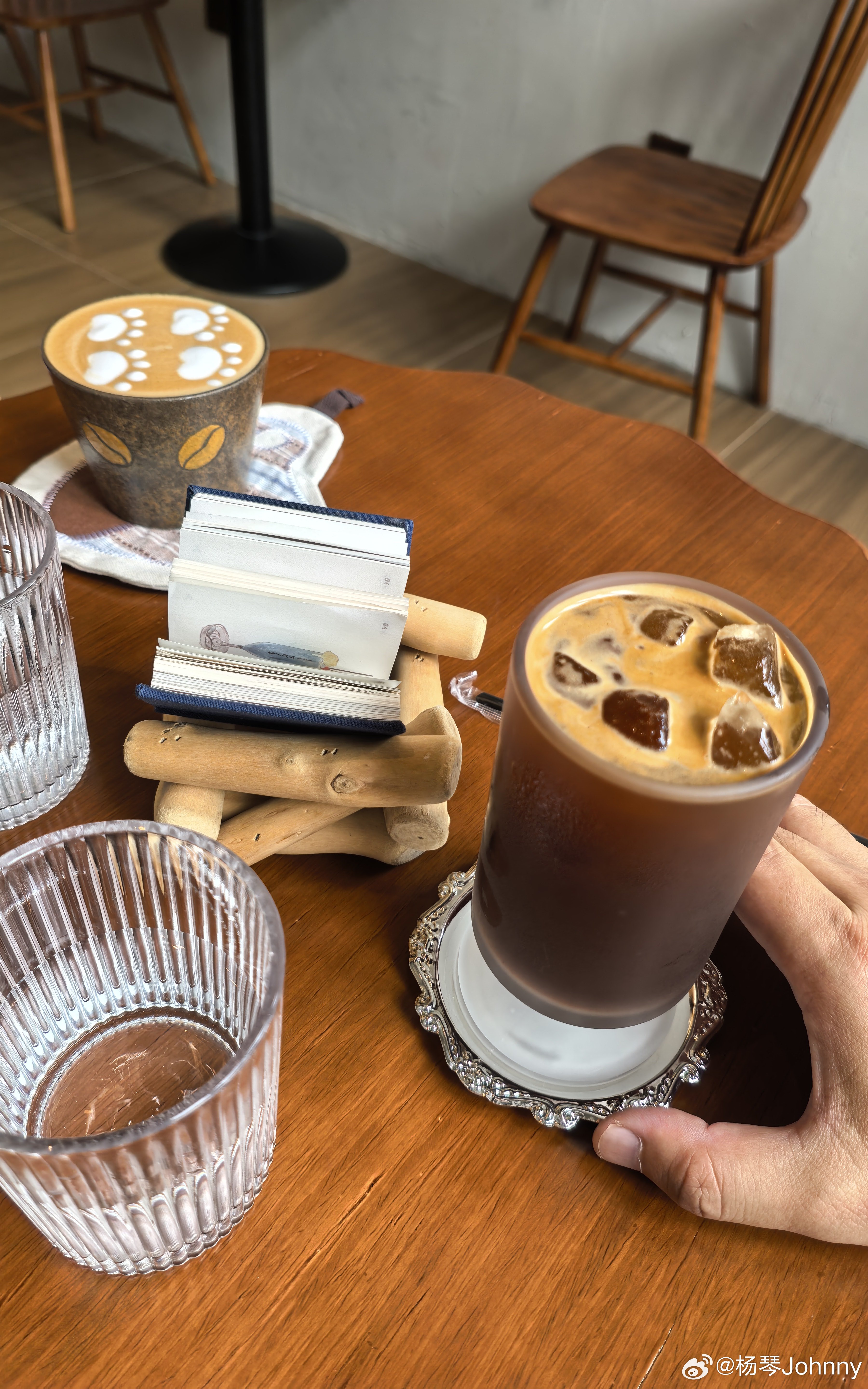 打卡新来的网红的咖啡，整体感觉非常治愈，温暖 深圳·沃尔玛(深圳龙华人民南路分店
