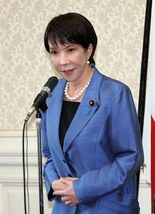 真的打疼了，日本强烈抗议中国对日实施敏感物资禁运！日本舆论哀嚎说，釜底抽薪，地动