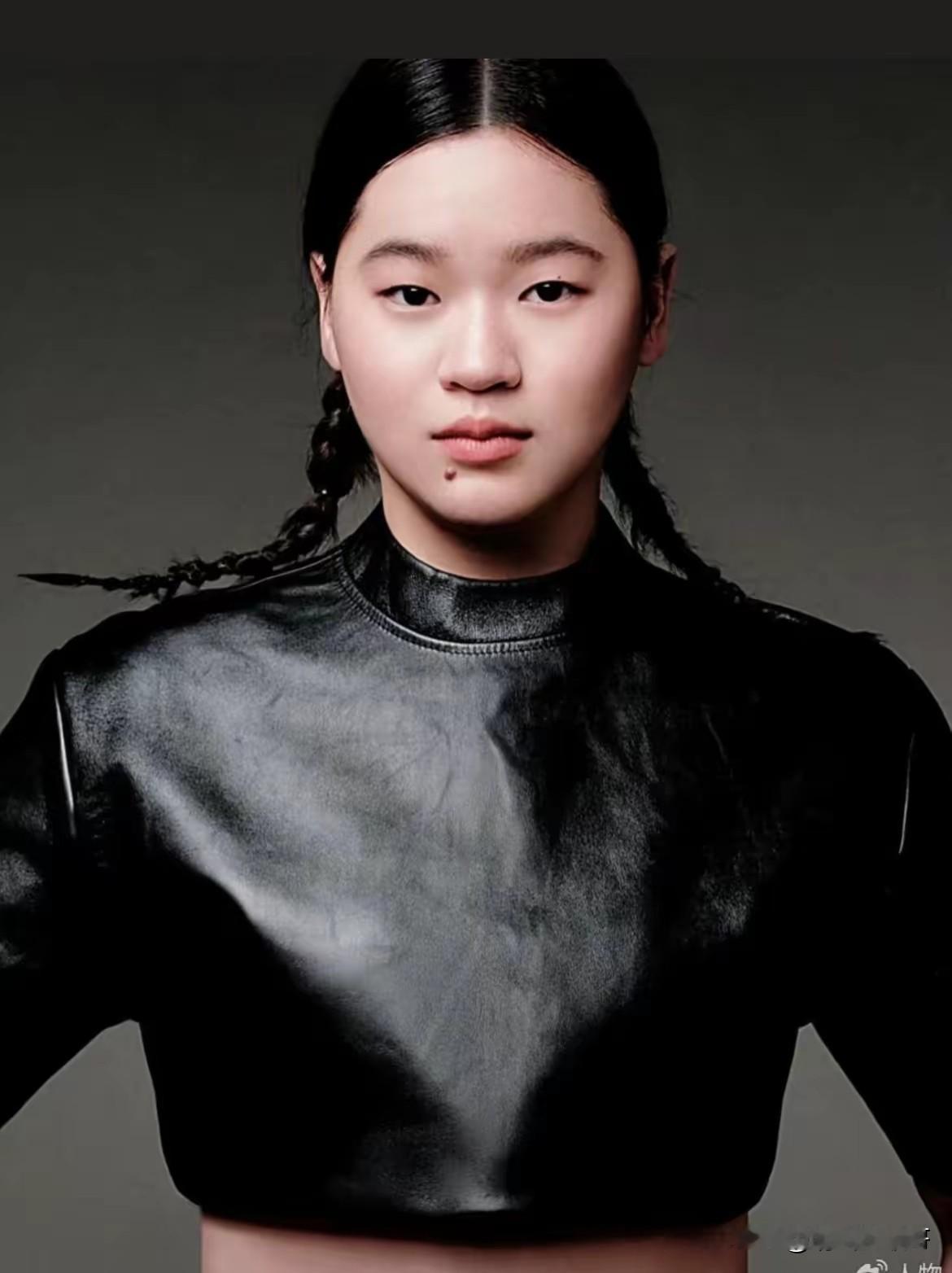 关于婵宝，我只能说有些光芒是着不住的。哪怕她好久没上热搜，哪怕很长时间她没有曝光