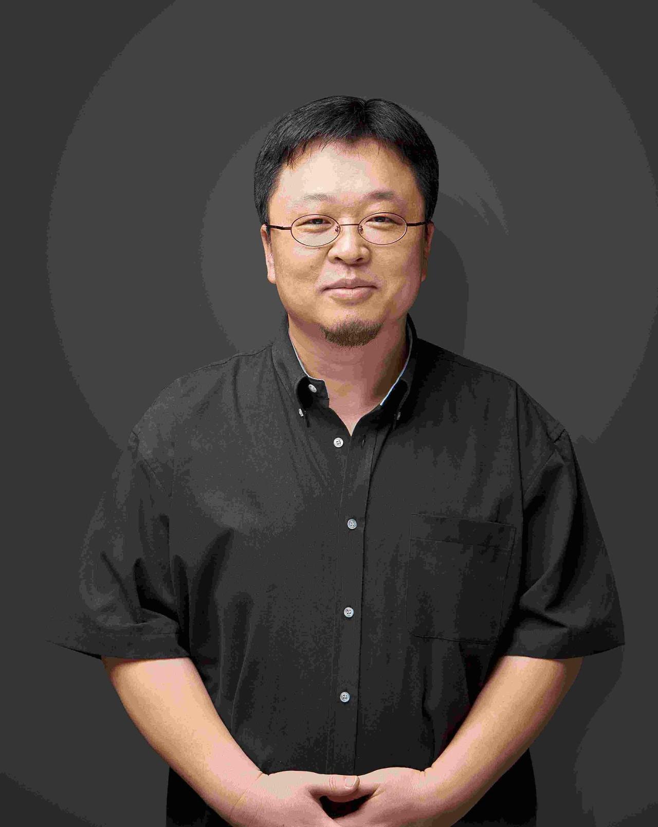 西贝总部这下做梦都能笑醒，
谁能想到被罗永浩骂了一句“预制菜”，
不仅热搜挂三天
