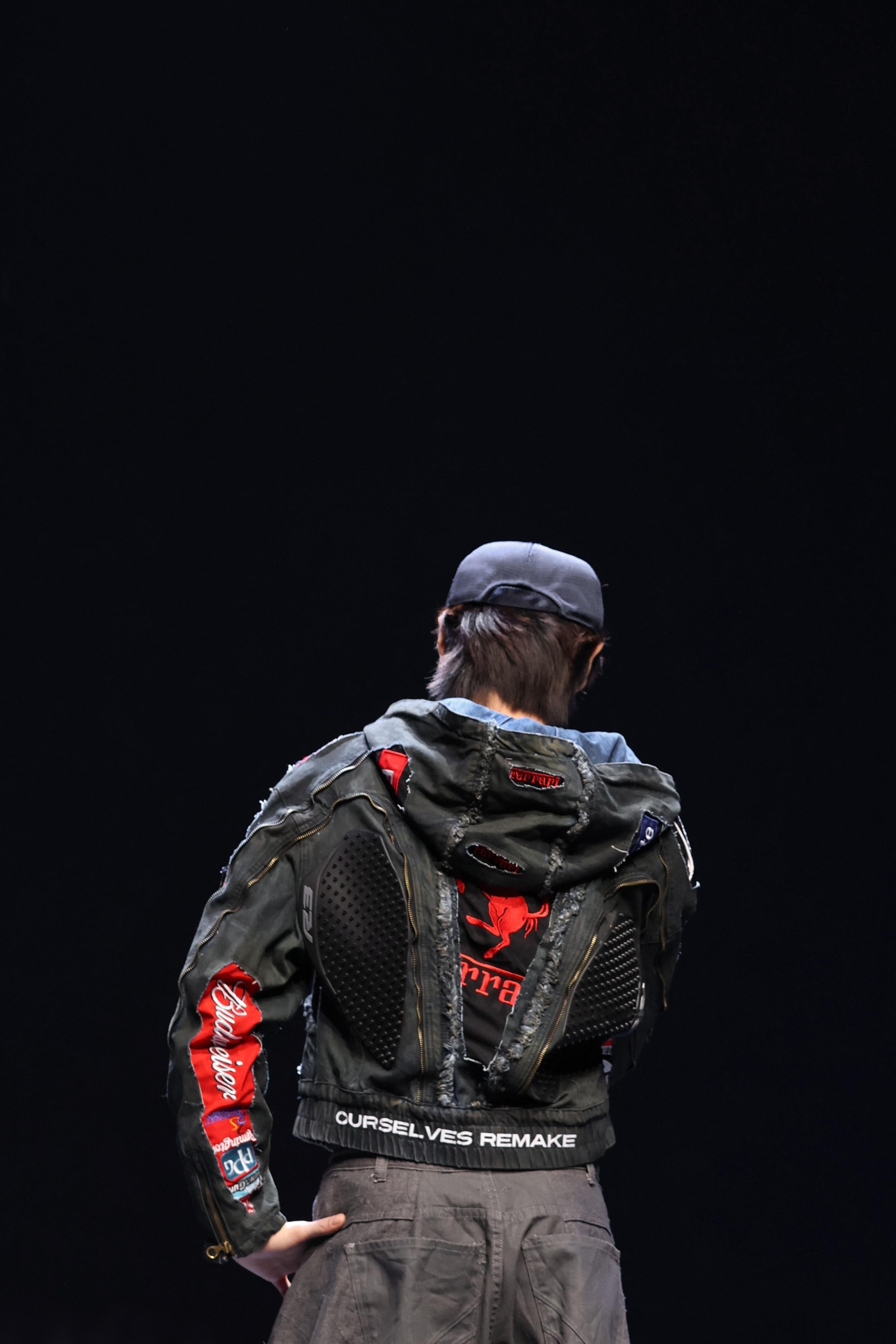 -𝒀𝒐𝒖 𝒂𝒓𝒆 𝒂 𝒔𝒖𝒑𝒆𝒓𝒔𝒕𝒂𝒓.-肖宇