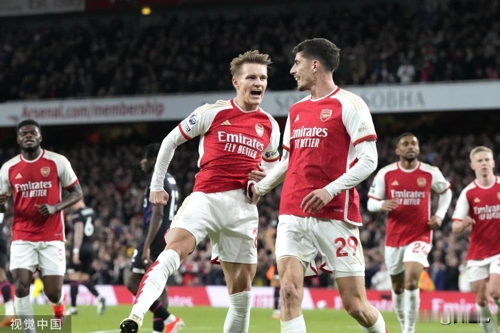 [英超]阿森纳2-0卢顿
北京时间4月4日，2023-24赛季英超联赛第31轮，