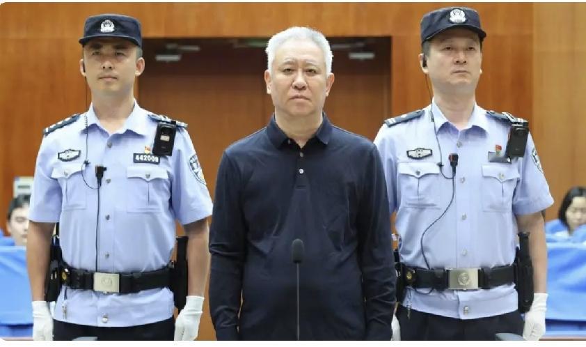 这算不算罪有应得，为民除害。在中国就算你不知道许家印是谁，但你一定知道恒大集团，