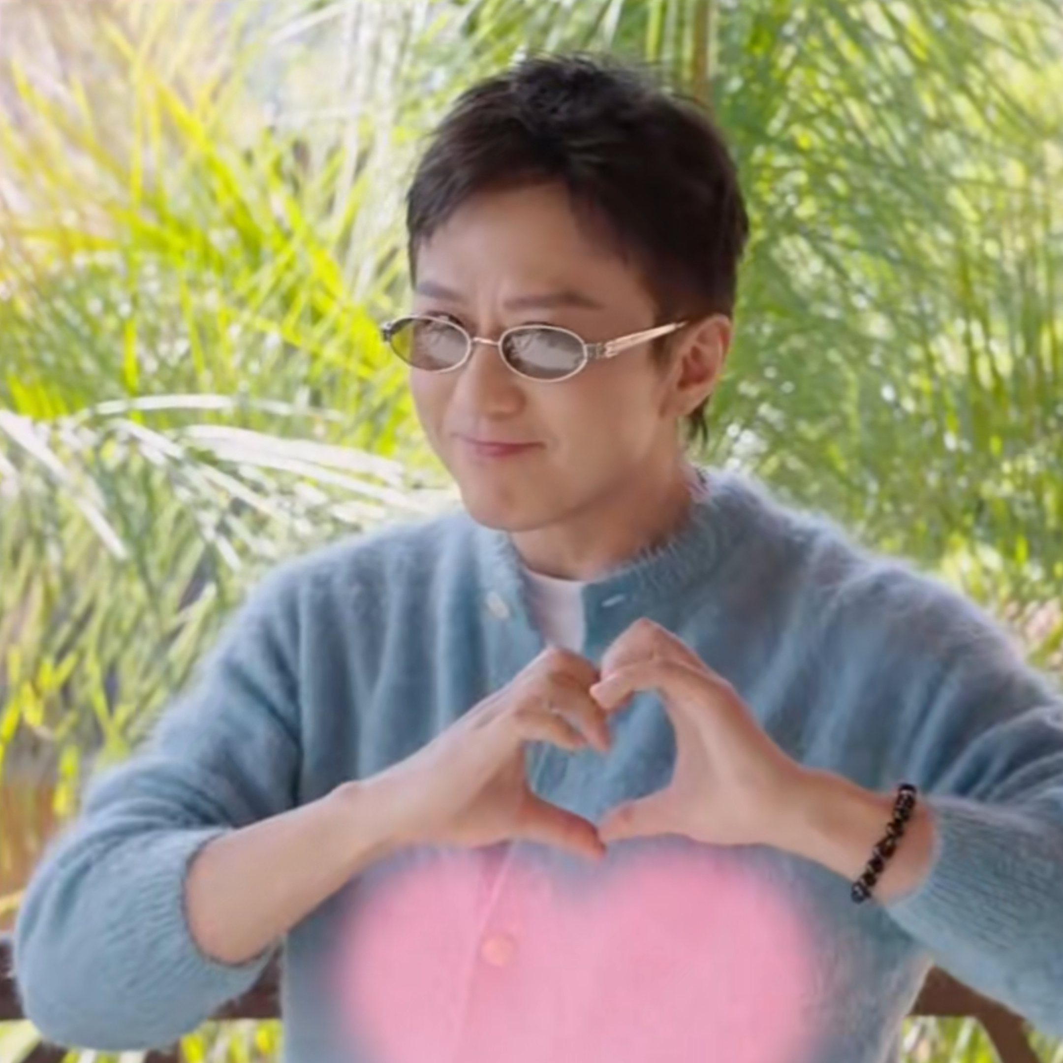 别让邓超做这些邓超老辈子就是会饭撒  别让邓超做这些！饭撒毫不含糊，五哈第六季定