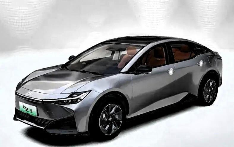 内饰走简约风，没有花里胡哨的屏幕堆砌。中控屏悬浮设计，操作逻辑简单，空调保留了实