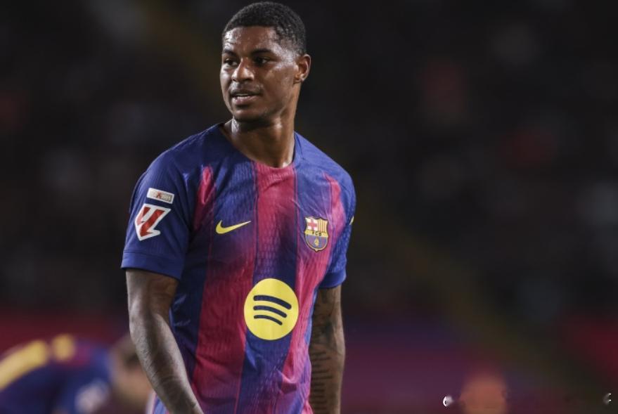 前热刺球探布莱恩·金近日表示，在近期与拉什福德的转会传闻中，热刺似乎正在四处搜罗