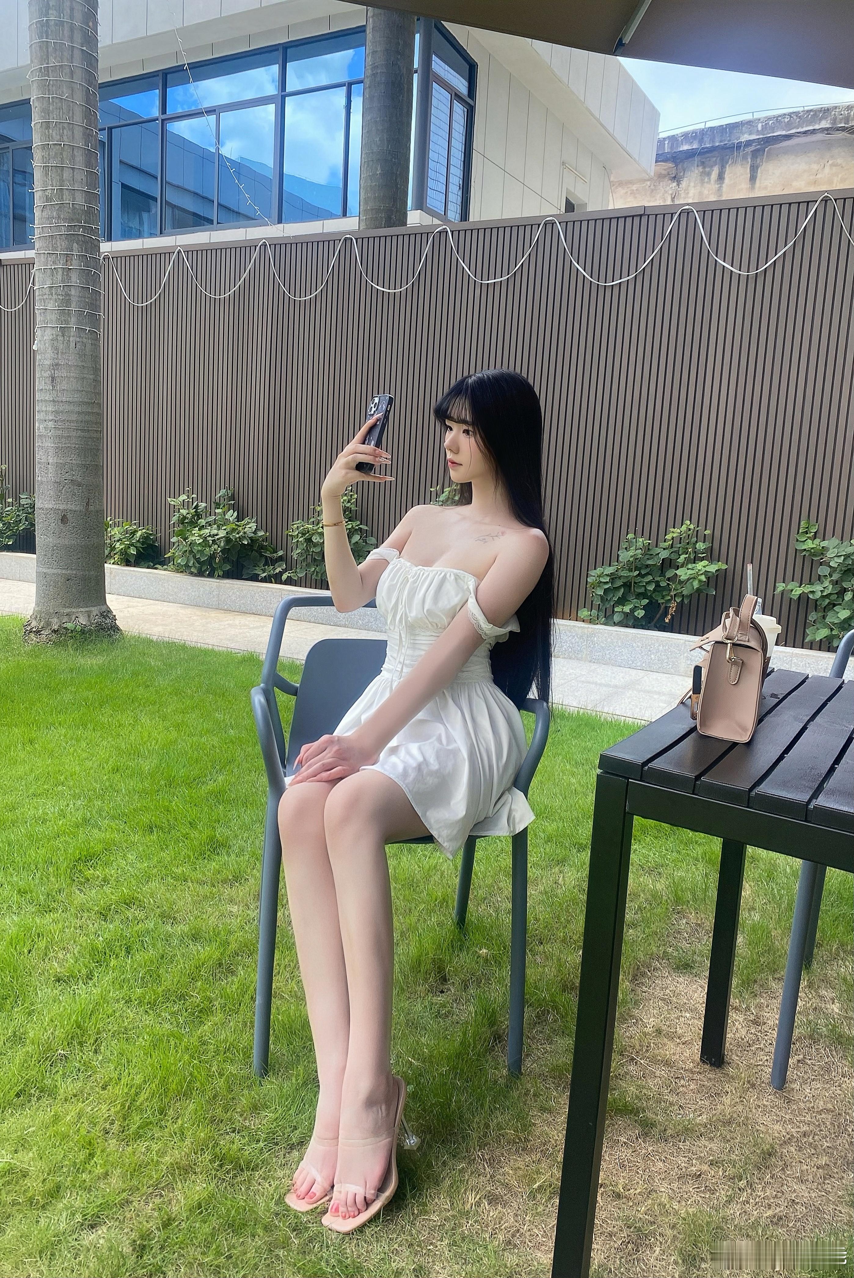 出来拍照了  ​​​