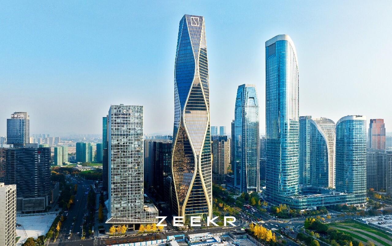 【吉利控股集团一季度销量增至 93 万辆，极氪同比暴涨 86%】
吉利控股集团 