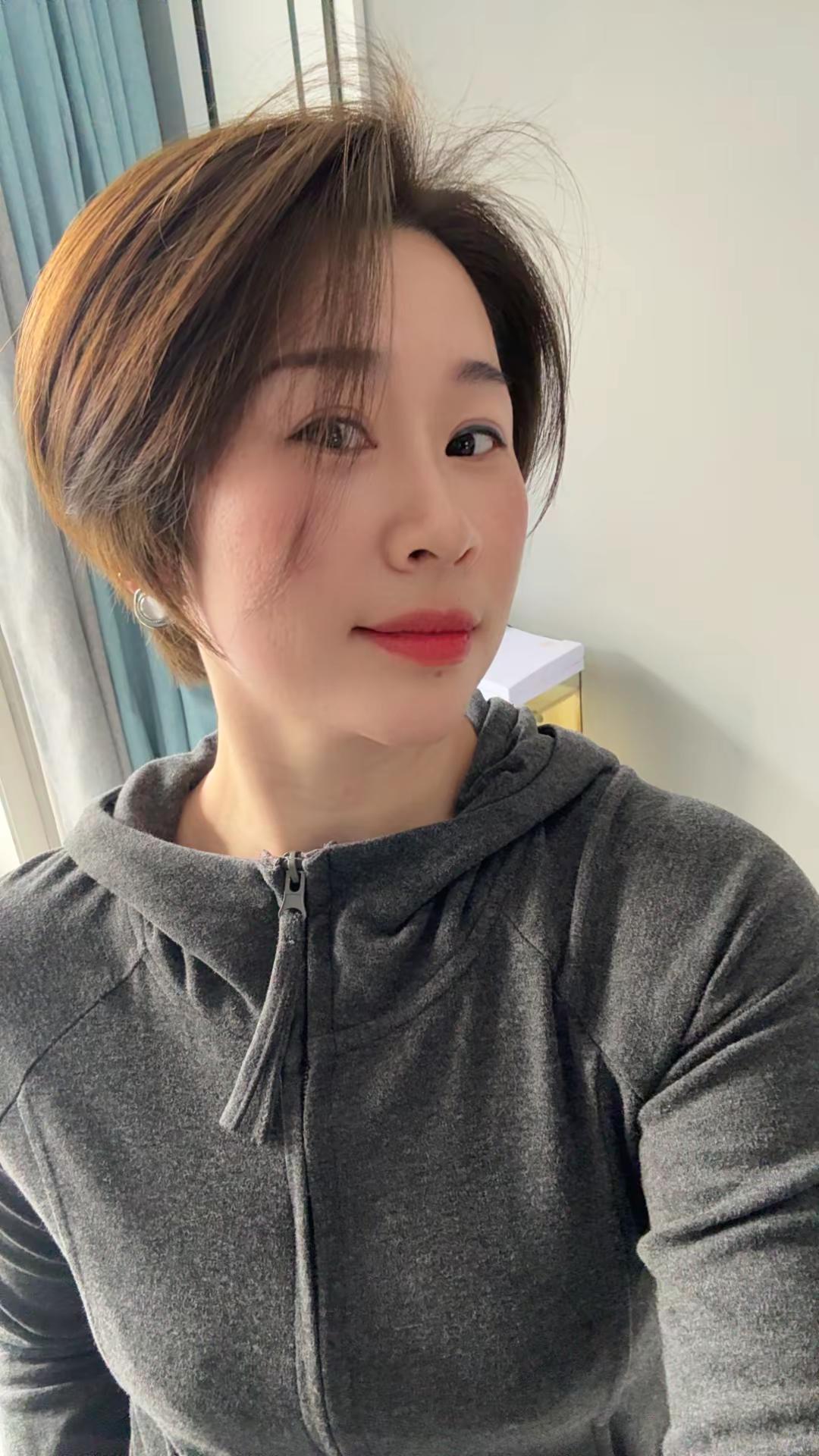 不剪一次短发都不知道自己以前那么好看😂菜场最靓的仔😂