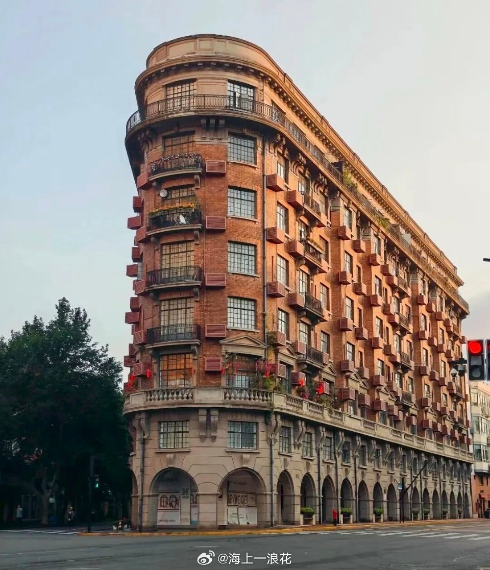 1924年的诺曼底公寓！如今网红打卡地武康大楼，百岁老楼的新生！生活手记