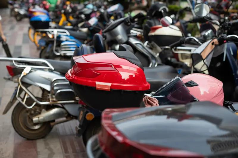 电动车新国标实施后，大家都在猜谁更赚钱了。好多人吐槽新国标电动车，速度慢，最高时