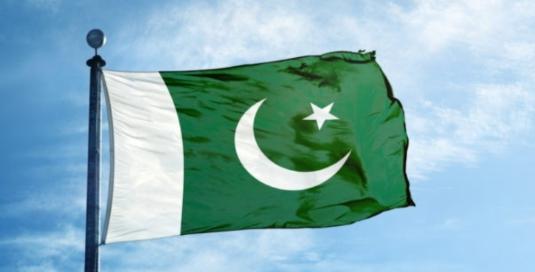 关键时刻，巴基斯坦帮了伊朗一把！4月13日，根据国内媒体报道，巴基斯坦于12日正