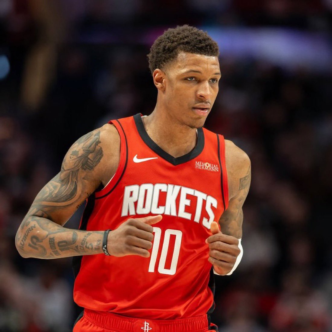 小贾巴里·史密斯，过去3节半三分8中5，此前一度是24中1，回暖！雷霆vs火箭N