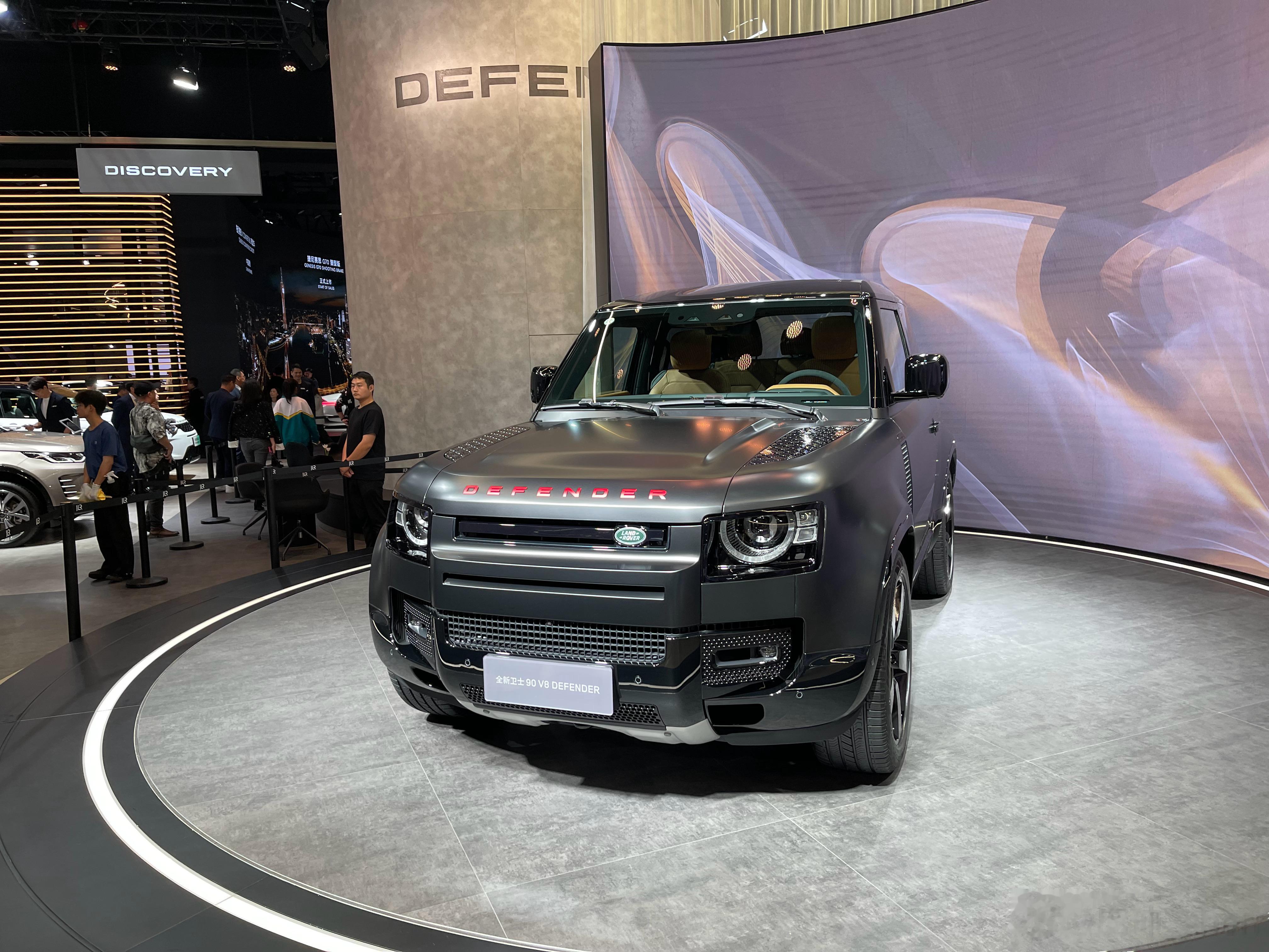 #shen车视界##2023广州车展# V8的卫士90终于来了，在售的最有趣&最