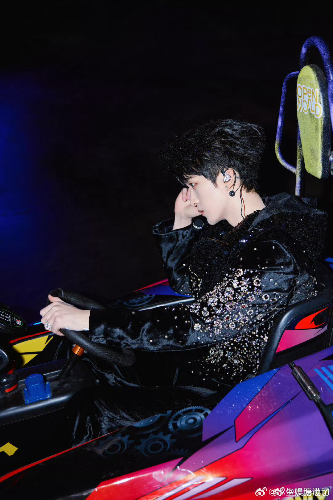 黄子弘凡再唱青火黄子弘凡鸟巢再唱青火 当最后一个音符落下，鸟巢上空仿佛还回荡着青