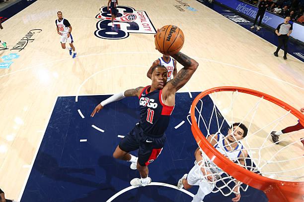 大概说下火箭刚签的泰勒-史密斯（Tyler Smith）。史密斯出生于2004年