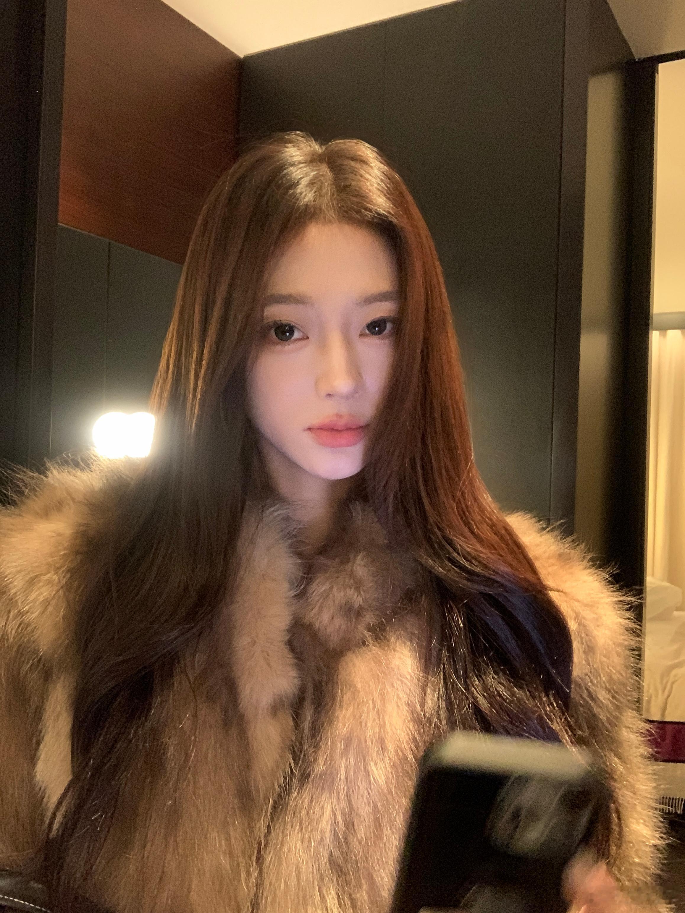 这期的两款草草～一一款真草草 一款环保的 但是放在一起感觉也完全不输！ ​​​