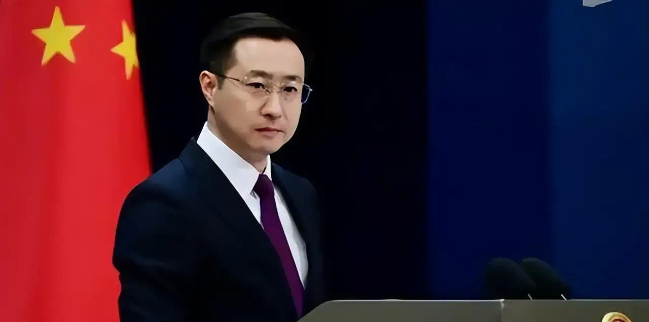 2026年2月，日本南鸟岛附近5600米深海，探测船成功抽上来一批含稀土的淤泥样