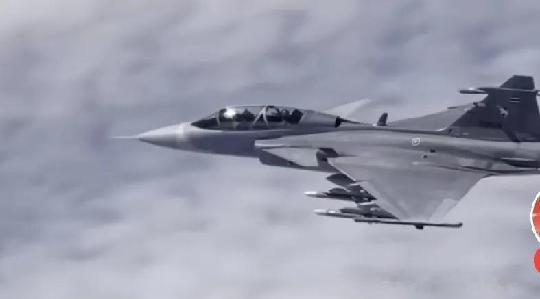 泰国空军官宣买瑞典“鹰狮”E/F战机，歼-10C这就遗憾出局了 。为啥选“鹰狮”