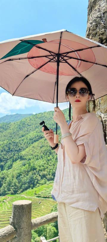 蒋欣 华妃又要放肆一回了  开场先赏一丈红吧[doge] 