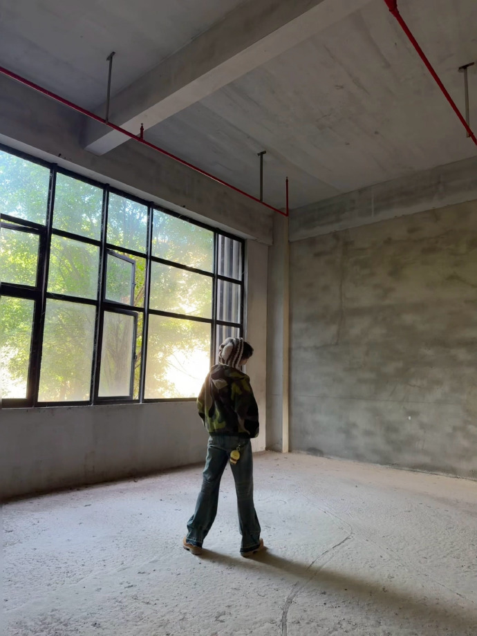 穆祉丞今日份营业，恩仔好帅！🐝 