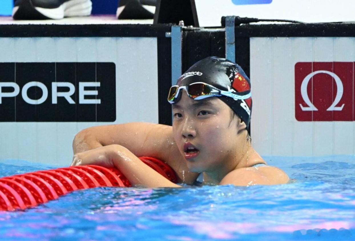 12岁于子迪面临游泳生涯第一场严峻大考 但今晚她将挂上奖牌 创造第四项世锦赛匪夷