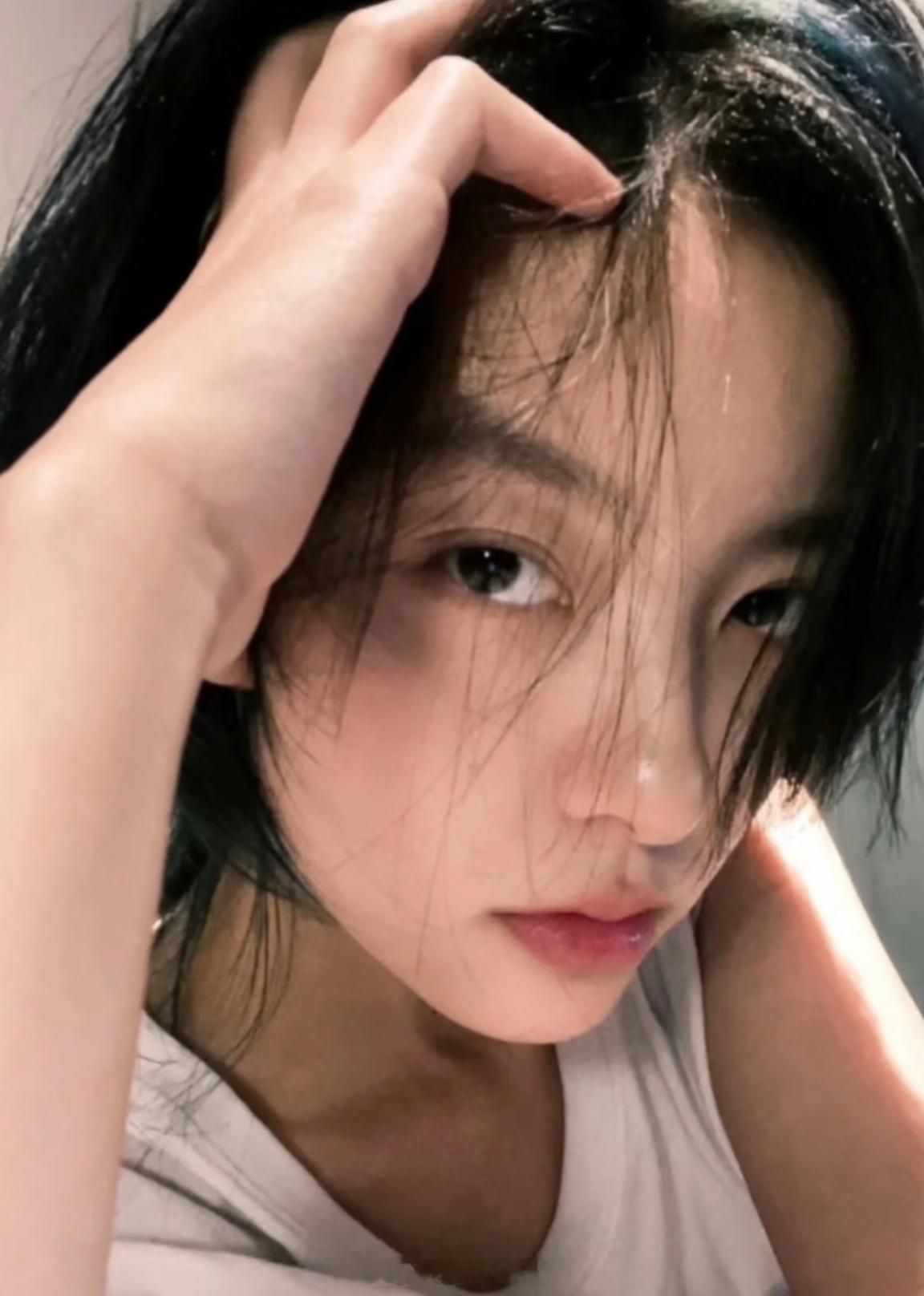 救命！快爱上这姐了！！长得超好看的孙美林 ​​​