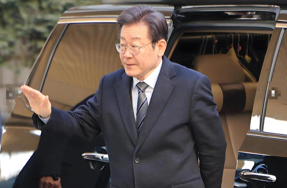 “宁可等上19年，也要想办法绕开中国！”9月16日，韩国突然把中亚五国总统一口气