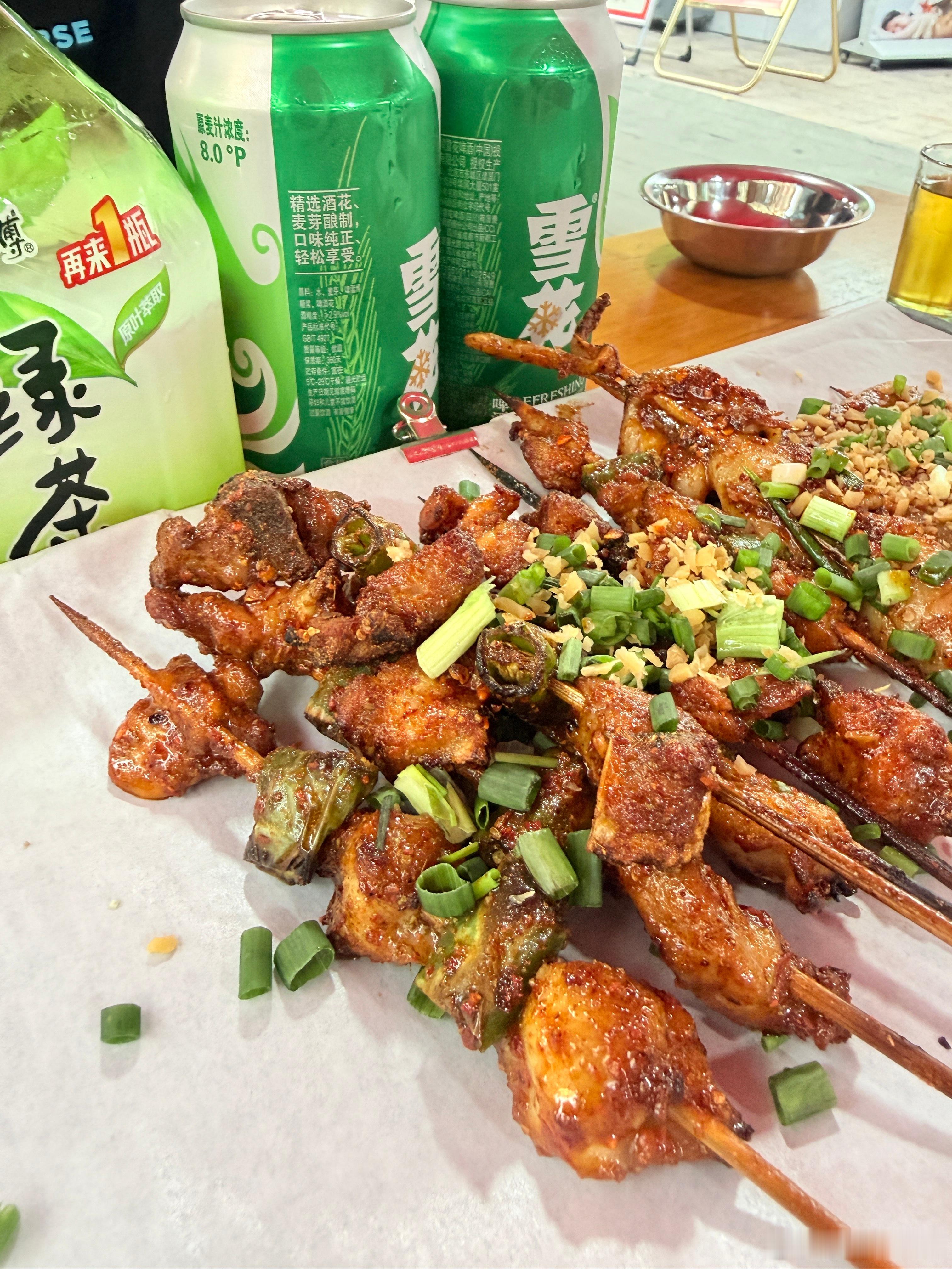 要开学啦，带皮夹克吃点烧烤[酷] ​​​