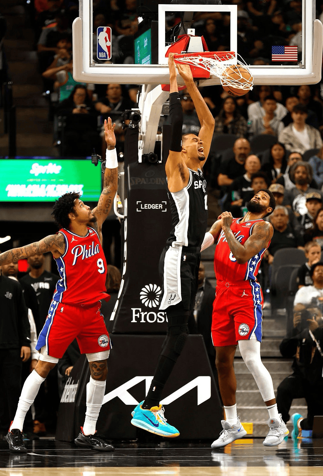 谢依霖用郭碧婷送的杯子装酱油评选资格保住了？据马刺记者Matt Guzman表示